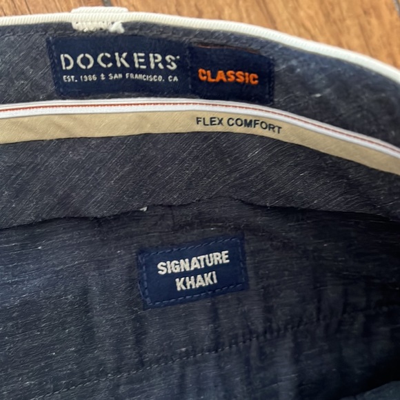 Mens Dockers Khakis - Picture 3 of 5
